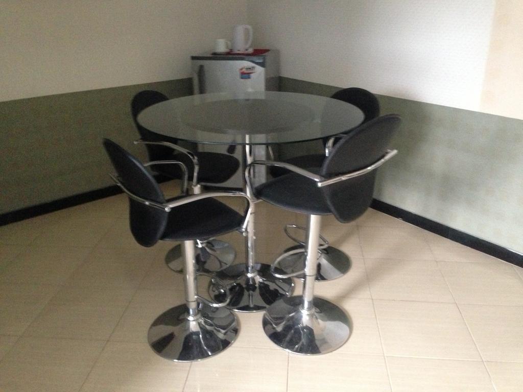 Global Inn Keluarga Sedati Chambre photo